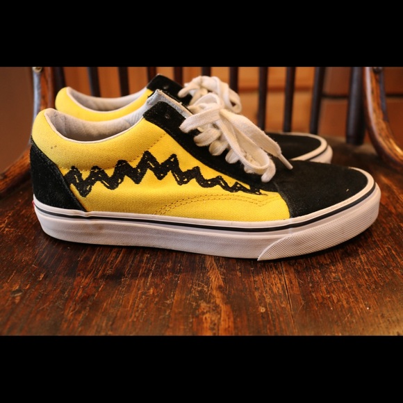 Vans Shoes - Vans Charlie Brown Peanuts W-7.5